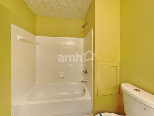 Building Photo - 3255 Jacklin Drive