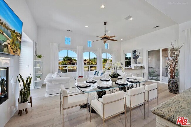 Building Photo - 14 Via Santa Velera