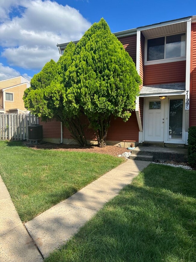 Building Photo - Nice 3Bd/2.5Bth TH in Frederick!!