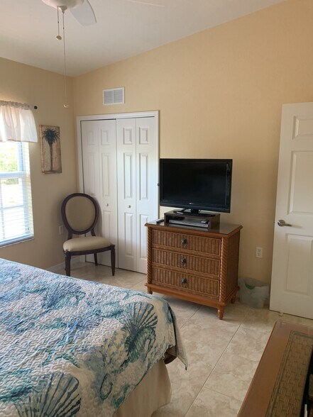 Building Photo - 26630 Rosewood Pointe Dr