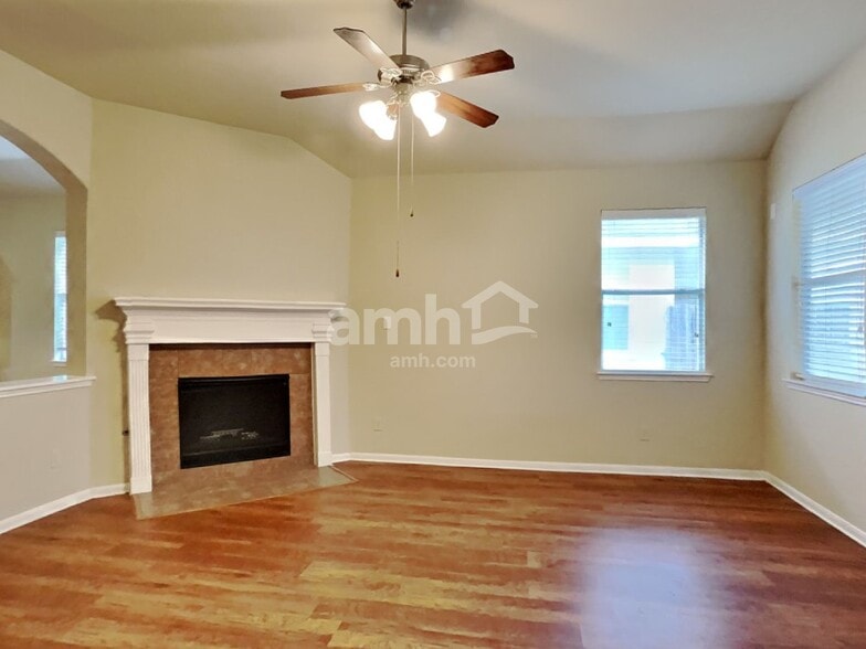 Building Photo - 14210 Merganser Dr