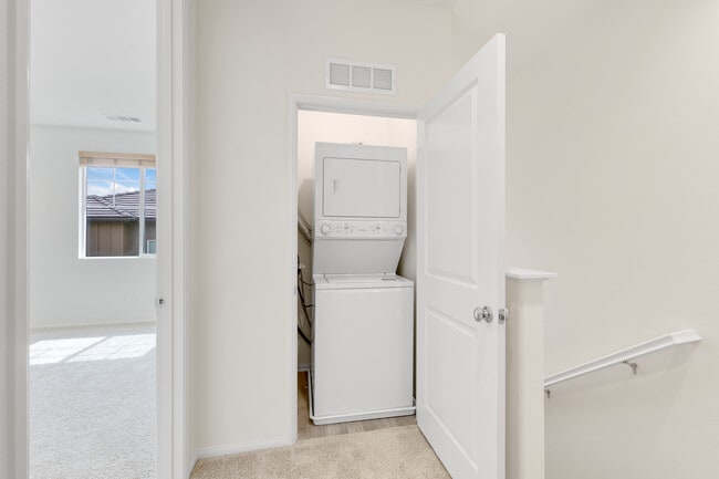 Building Photo - 7398 Solstice Pl