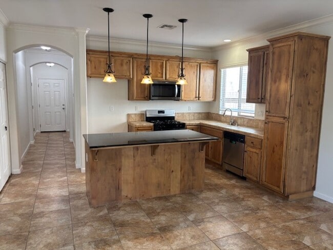 Building Photo - Single Story Home in Lincoln
