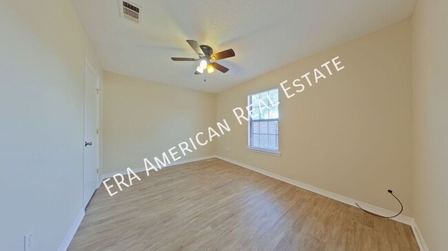 Building Photo - 122 Patton St