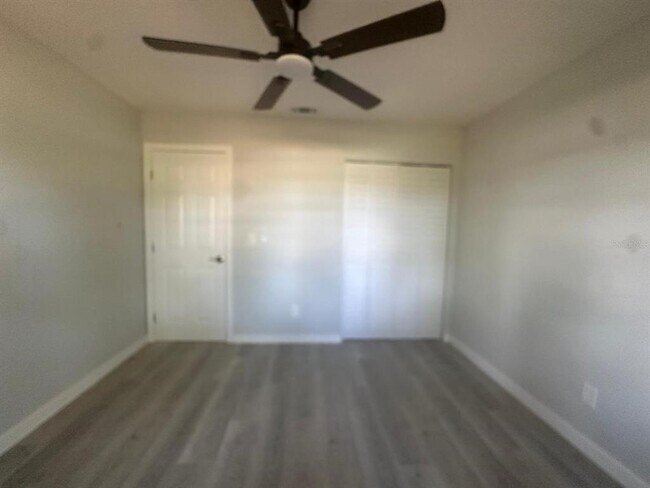 Building Photo - 32 Spring Loop Cir