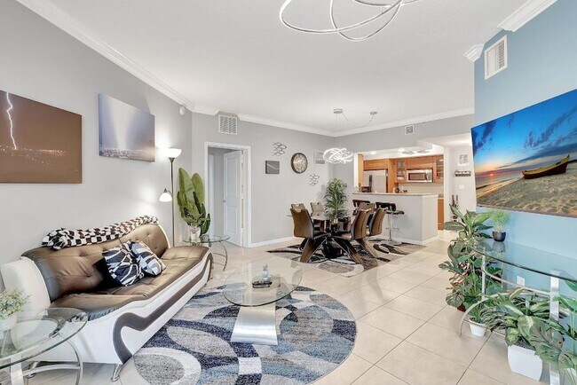 Building Photo - 975 NW Flagler Ave