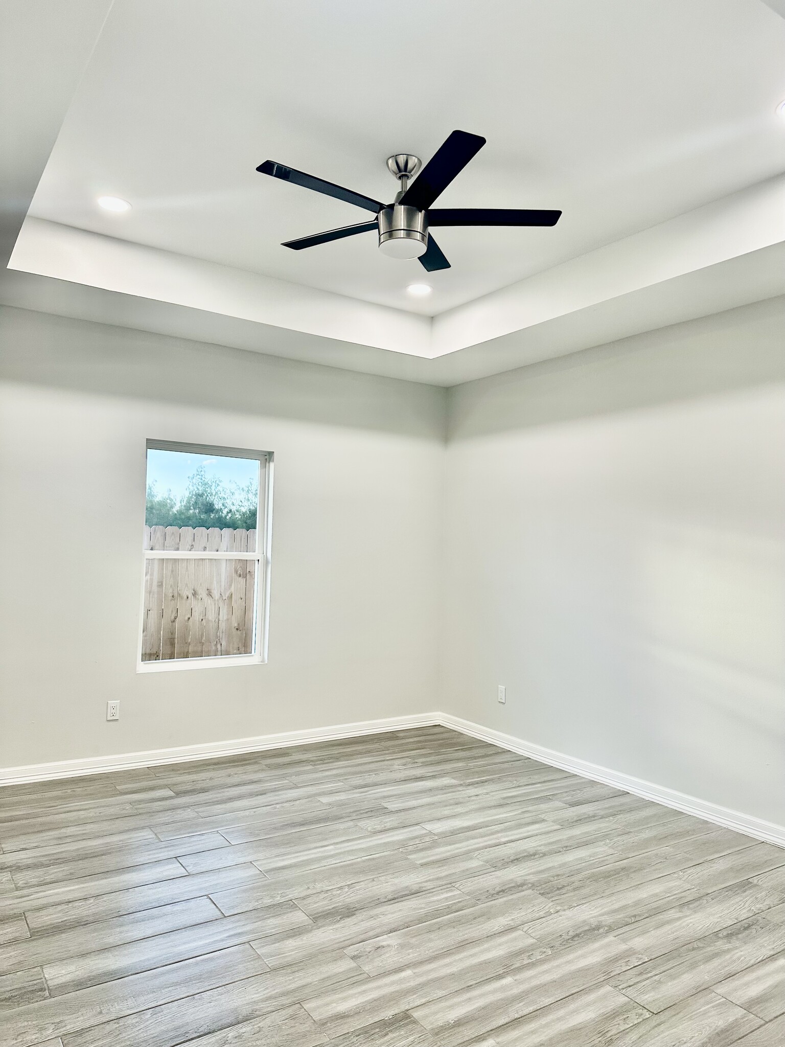 Building Photo - 7005 Heliconia