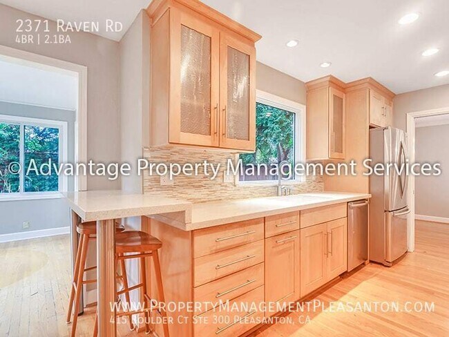 Building Photo - 2371 Raven Rd