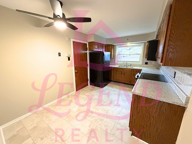 Building Photo - Charming 3-Bedroom Home with Hardwood Floors, Updates & Fenced Yard.