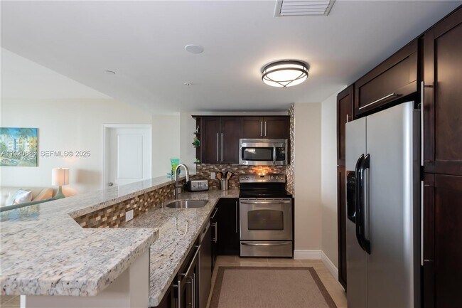 Building Photo - 1250 S Miami Ave