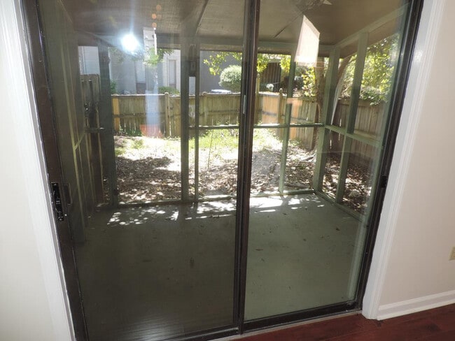 Building Photo - 2808 Ferret Ct