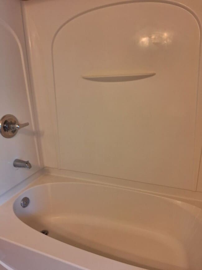 Building Photo - 8106 Summer Cove Ct