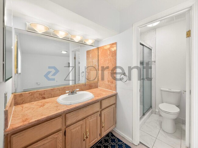 Building Photo - 9534 Swinton Ave