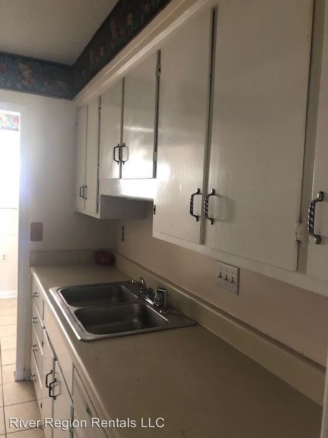 Building Photo - 3 br, 2 bath House - 3220 Little John Drive