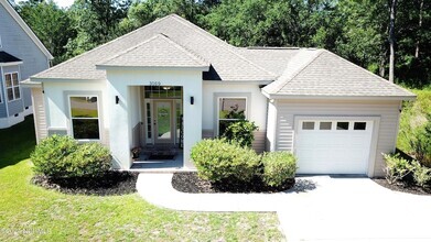 Building Photo - 3169 Pine Hill Dr SW