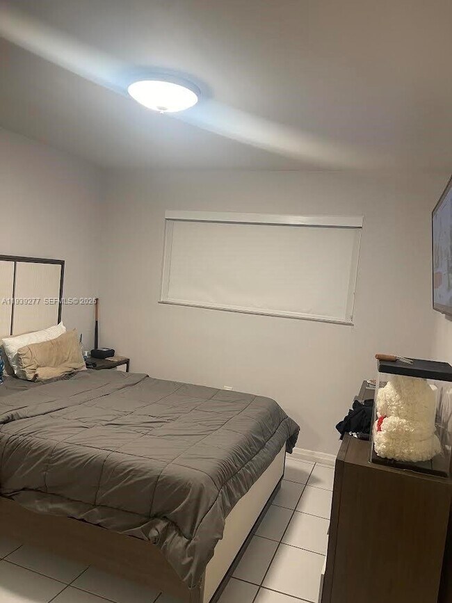 Building Photo - 15420 SW 74th Cir Ct