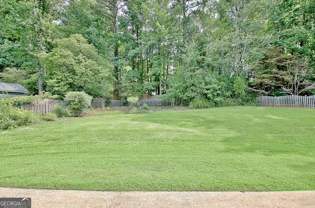 Building Photo - 304 Lamella Ln