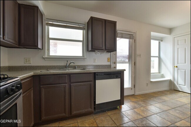 Building Photo - 7958 Starry Night Dr