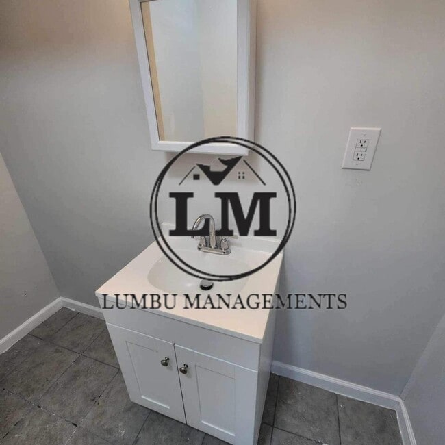 Building Photo - 863 Stokes St