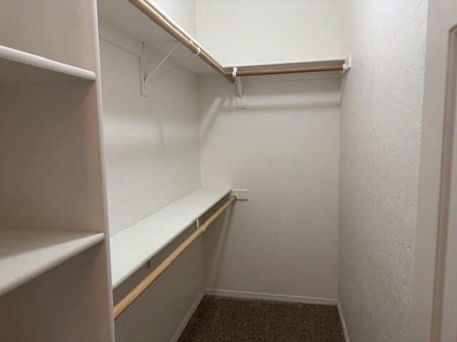 Building Photo - 1371 Loren Dr