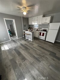 Building Photo - 4518 Normandie Ave