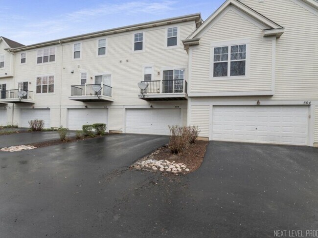 Building Photo - 508 Grosvenor Ln