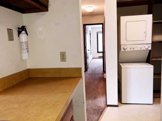 Building Photo - COMING SOON Creekside Views! 1 Bedroom Wes...