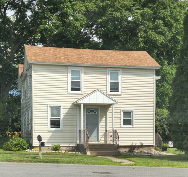 Building Photo - 8615 Aitken Ave