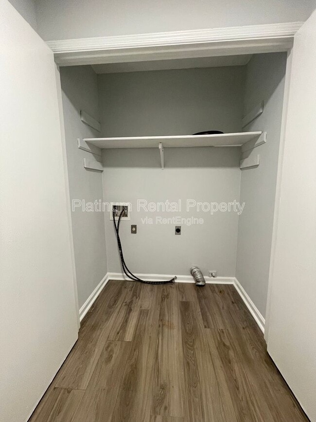 Building Photo - 1630 Creek Crossing SE