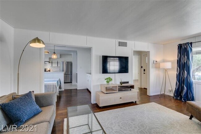 Building Photo - 1217 S 7th St