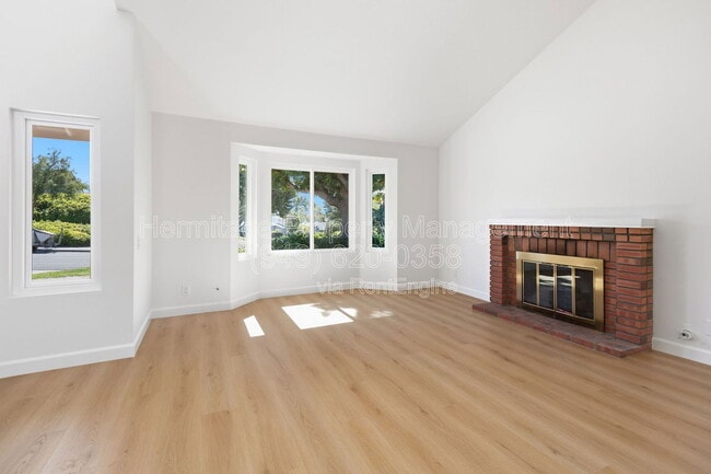 Building Photo - 26411 Stratford