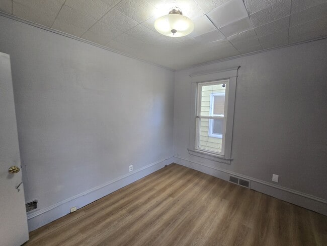 Building Photo - 206 Baltimore St