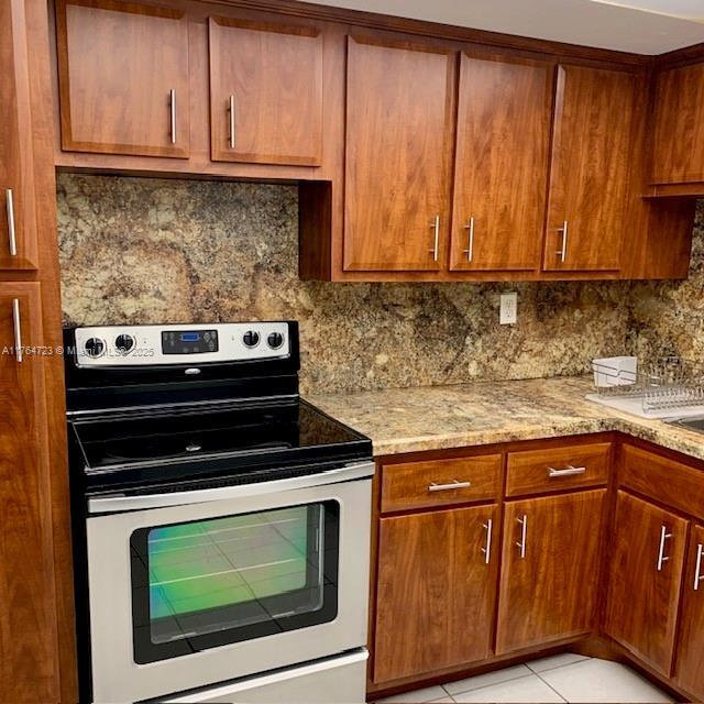 Primary Photo - 2030 S Ocean Dr