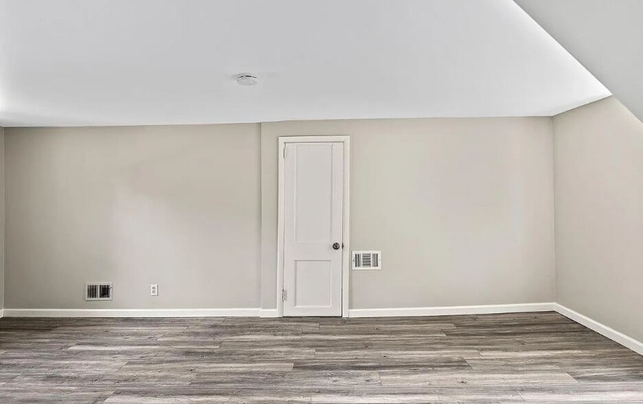 Bedroom 1 - 107 Bayberry Ave