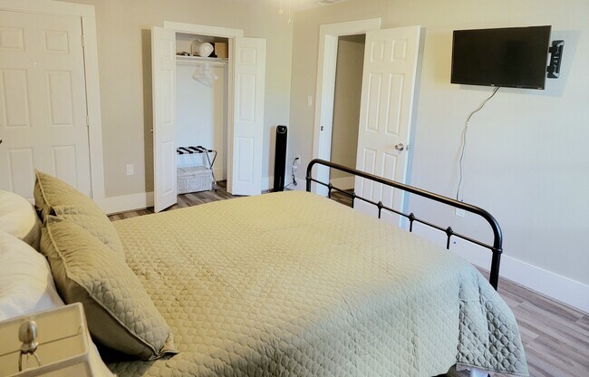 Guest Bedroom 2 With Private Entrance - 2414 44th St