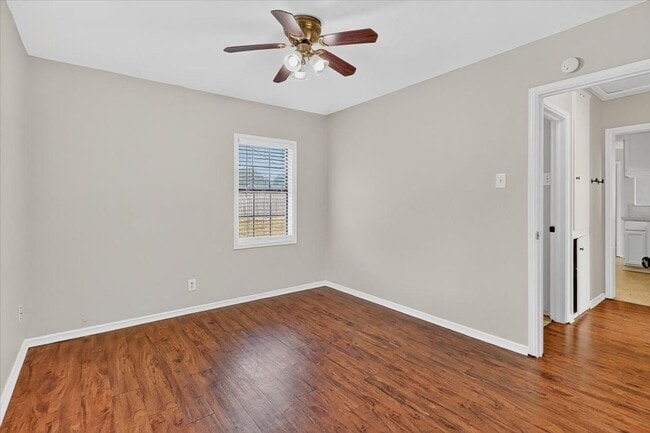 Building Photo - 4729 Prinston- 4bed/1bath- $1,395/month