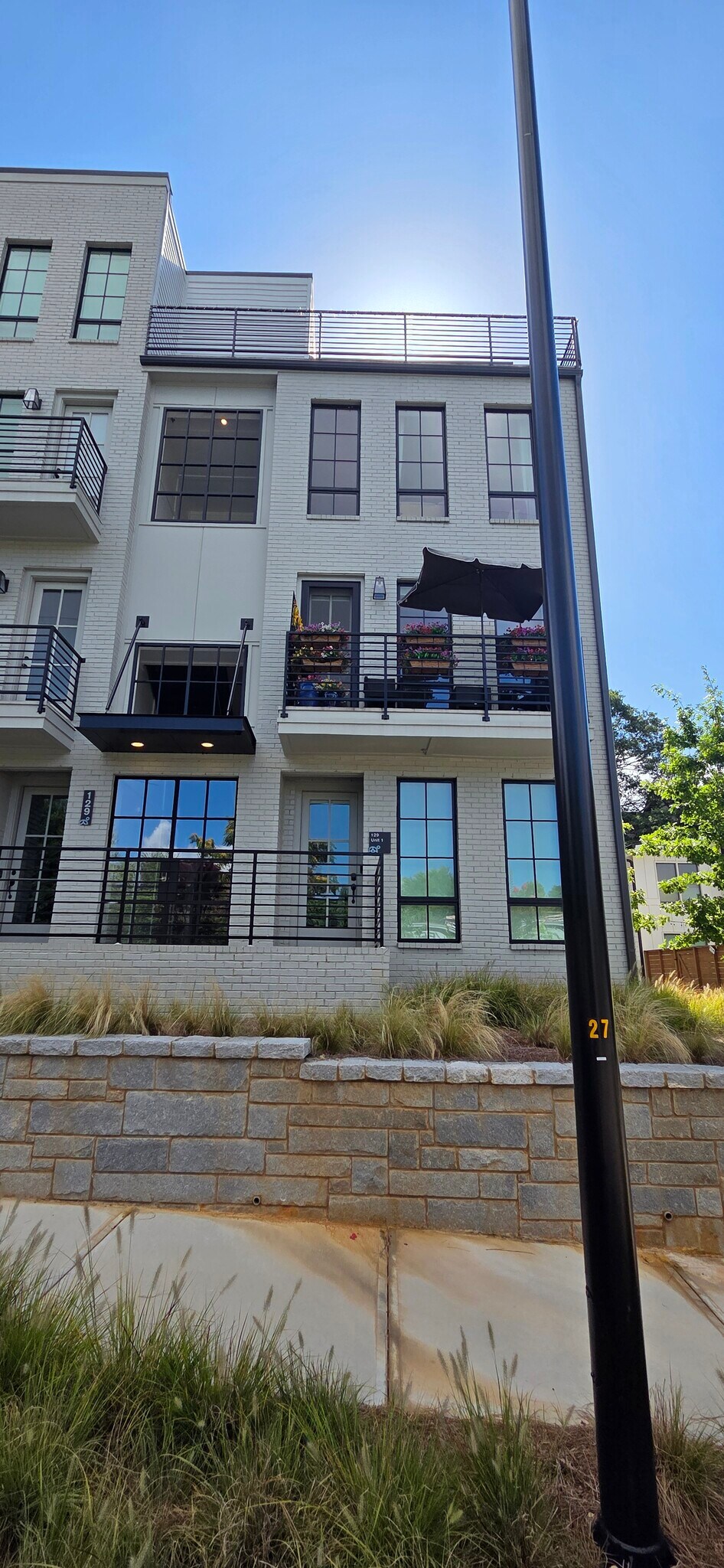Building Photo - 129 Bert Ln SE