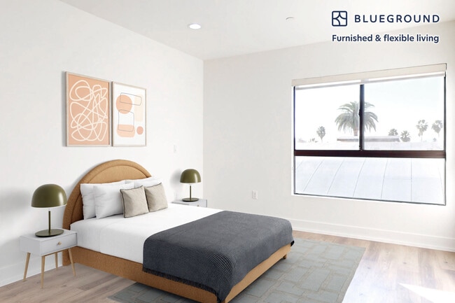 Building Photo - 807 N Hudson Ave