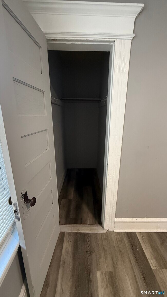 Building Photo - 500 Carroll Ave