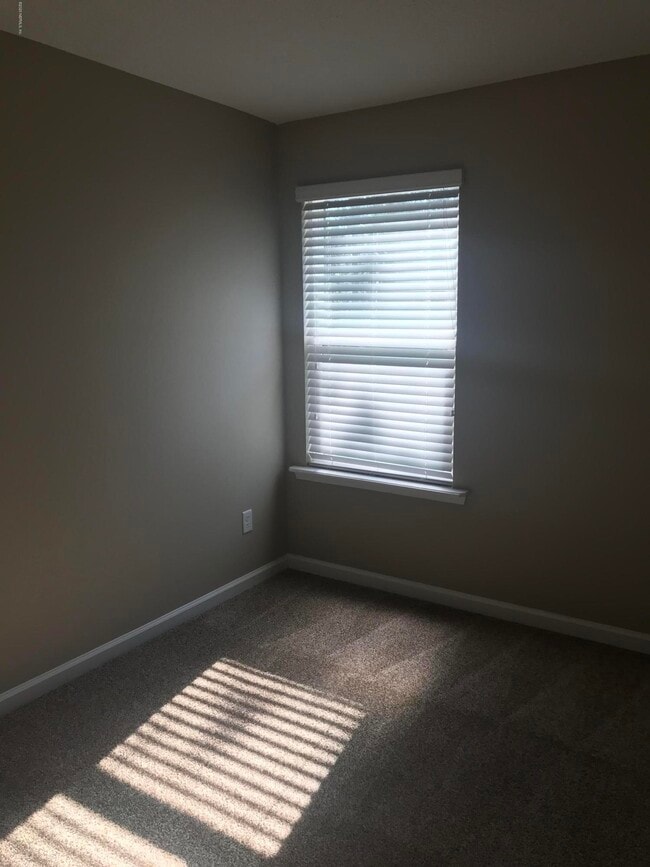 Building Photo - 3610 CRESWICK C