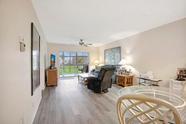 Building Photo - 2650 W Golf Blvd