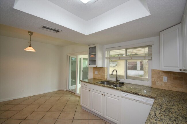 Building Photo - 960 NW 49th St