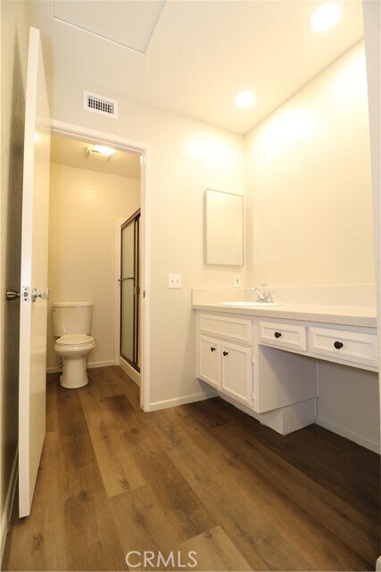Building Photo - 204 San Luis Rey Dr