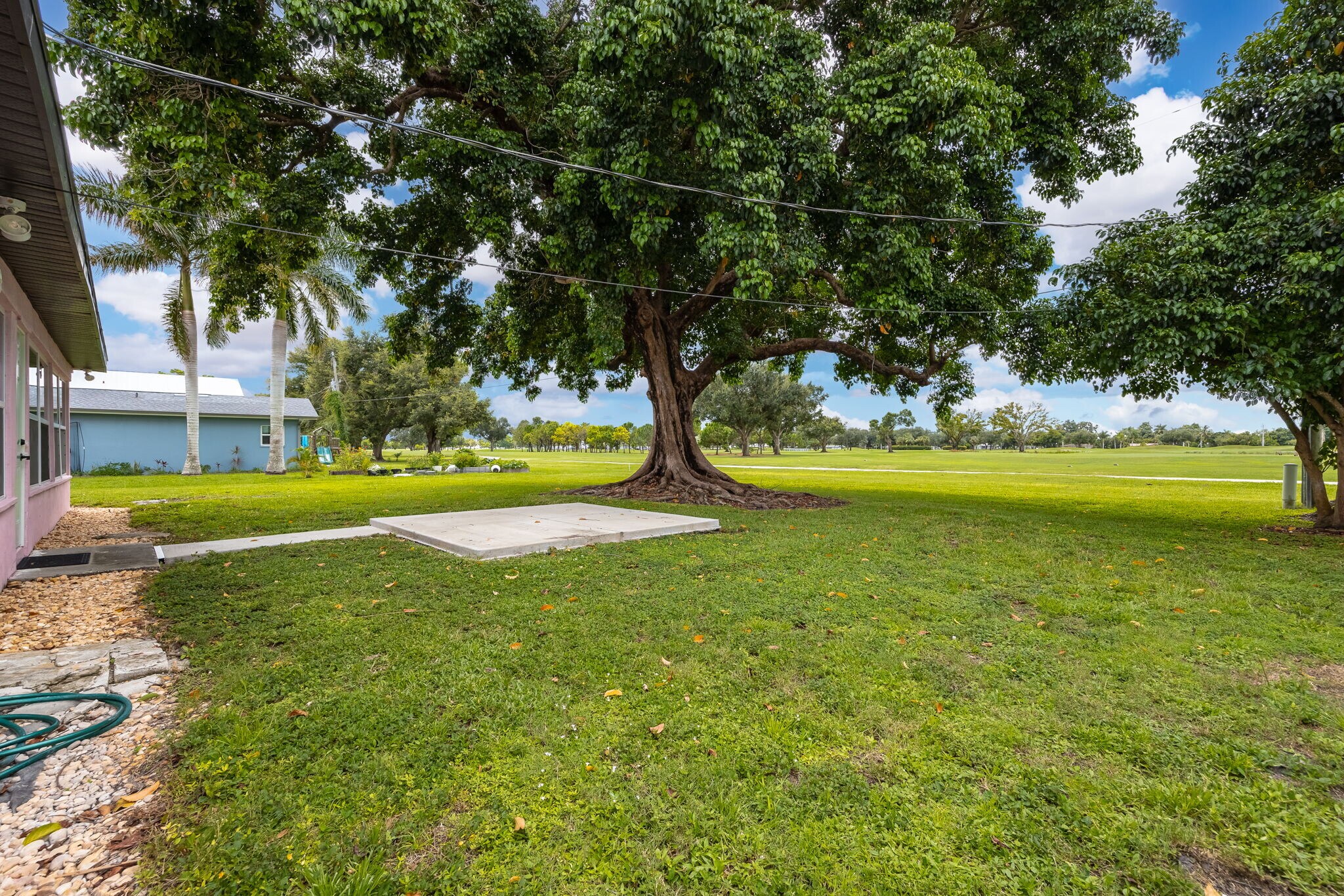 Building Photo - 1442 Olmeda Way