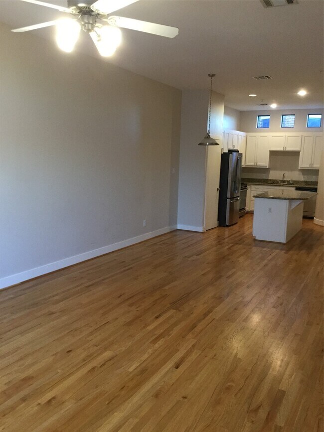 Building Photo - 3501 Link Valley Dr.