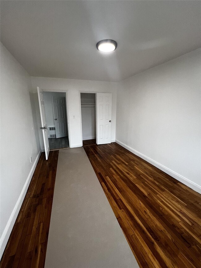 Building Photo - 4134 Wickham Ave