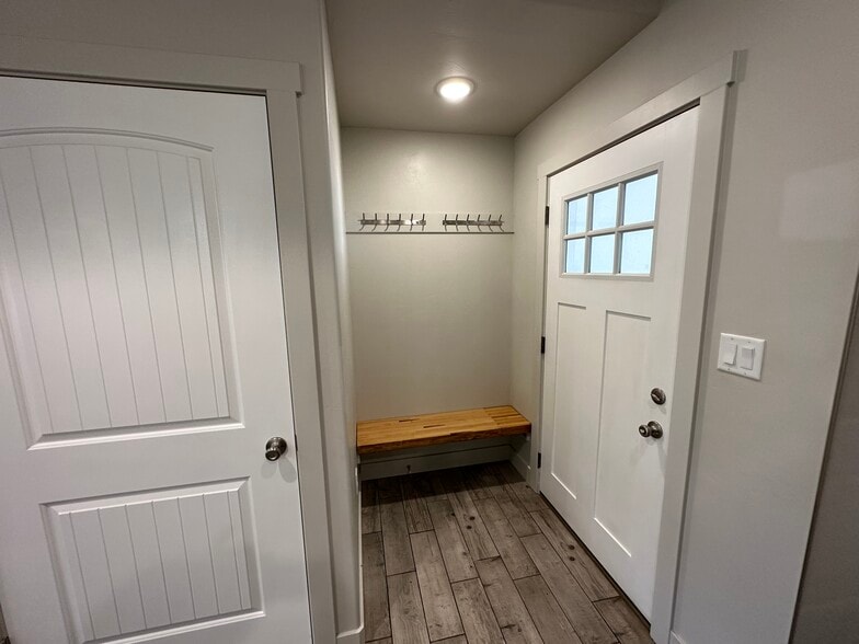 Building Photo - 187 Courthouse Way