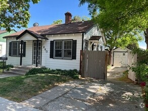 Building Photo - **MIDTOWN - READY FOR MOVE IN** 2 Bedroom/...