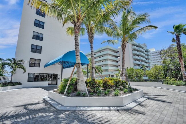 Building Photo - 1500 N Ocean Blvd
