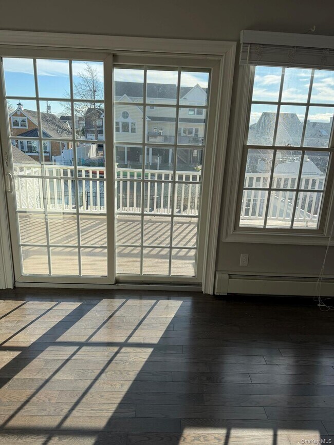 Building Photo - 16 Cape Rd